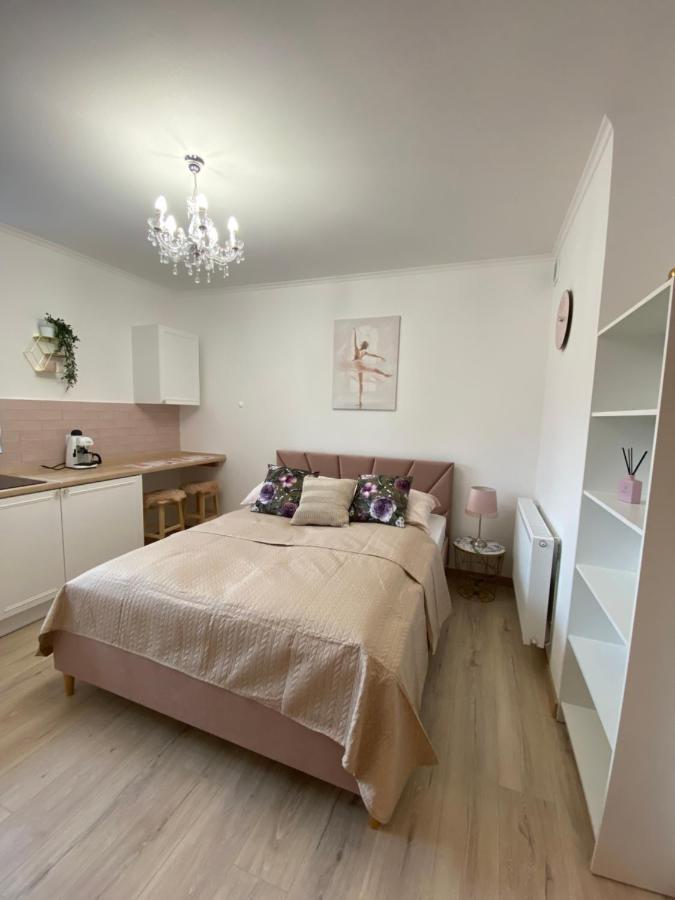 Lu Residence - Unique Apartments Oswiecim Bagian luar foto